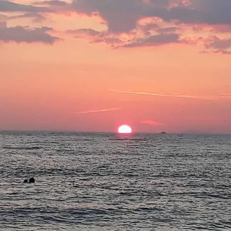 Διαμέρισμα Beachfront Stanici Omiš