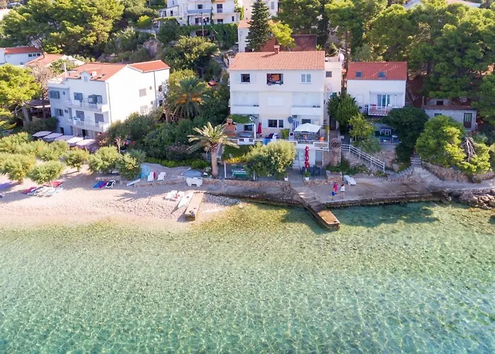 Beachfront Stanici